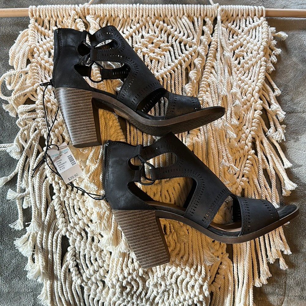 NWT Black Peep Toe cut out Wedge Heels